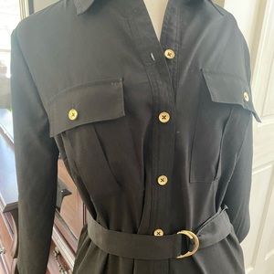 NWT button up fashion dress with belt